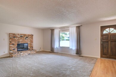 420 Nugget Dr, Rogue River, OR 97537 - photo 5