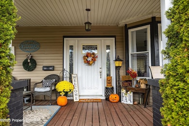 545 W 2nd St, Berwick, PA 18603 - photo 2