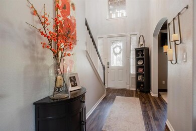 7904 Country Meadow Dr, North Richland Hills, TX 76182 - photo 3