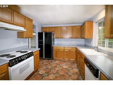 1741 Poplar St, Forest Grove, OR 97116 - photo 7