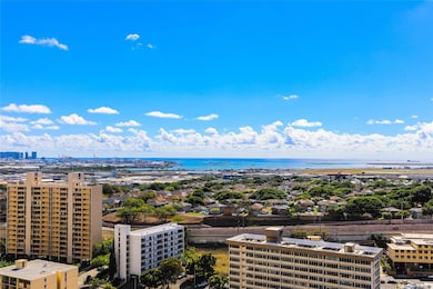 Plaza Landmark unit 2502, Honolulu, HI 96818 - photo 4