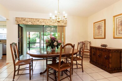 04_4475BFicusTreeRoad_2_DiningRoom_HiRes