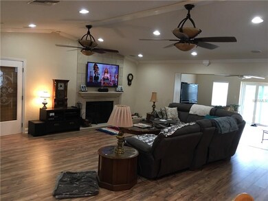 LARGE GREAT ROOM with VAULTED CEILINGS