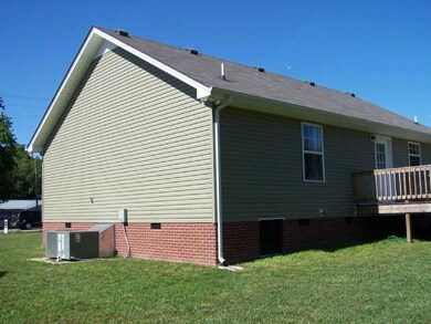 198 Rogers Dr, Manchester, TN 37355 - photo 3