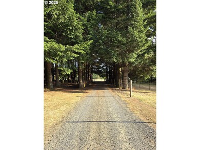 26800 SW Regia Dr, Sheridan, OR 97378 - photo 6