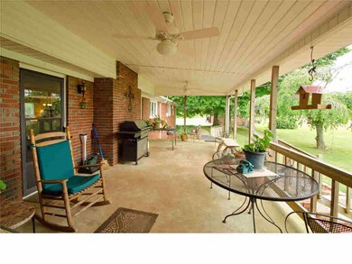 Huge Back porch for that afternoon beautiful view from your rocking chairs. Great for entertaining outside.