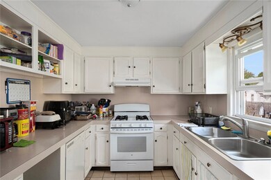 7 Cleveland Ave, Cranston, RI 02920 - photo 7