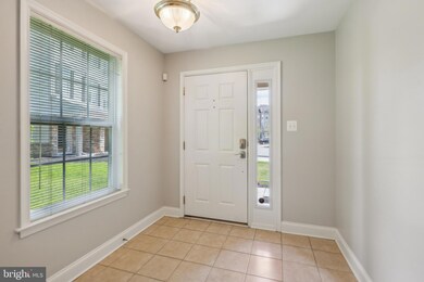 9136 Marlove Oaks Ln, Owings Mills, MD 21117 - photo 6