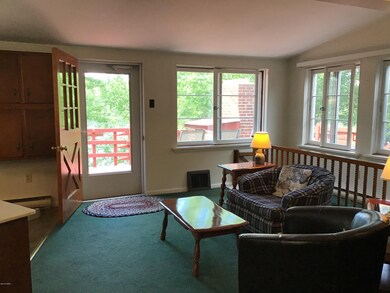 282 Dorys Rd, Dingmans Ferry, PA 18328 - photo 6