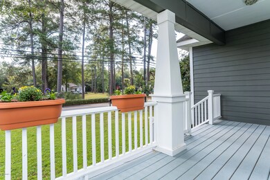 wise street porch