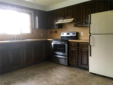 512 N Broadway, Wind Gap, PA 18091 - photo 2