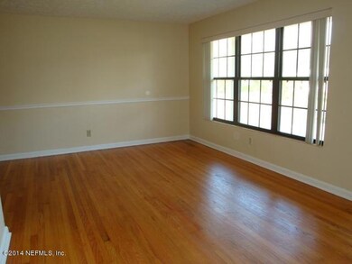 6331 Solandra Dr, Jacksonville, FL 32210 - photo 4