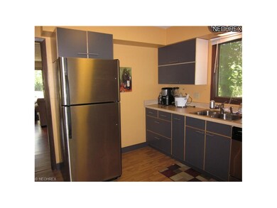 The stainless appliances all stay!