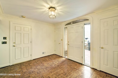 Sprite Rd - Entry Foyer