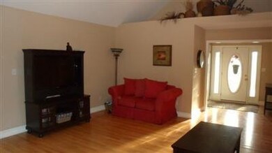 101 Thomas St, Frankfort, KY 40601 - photo 5