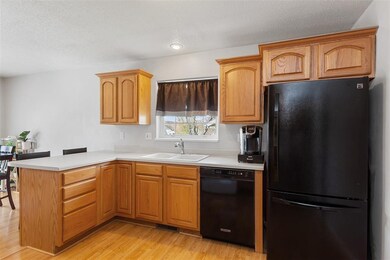 114 Maiden St, Center Point, IA 52213 - photo 6