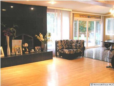 5 Canadian Woods Rd, Marlboro, NJ 07746 - photo 3