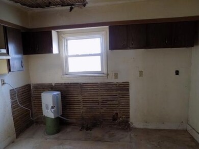 3709 E 68th St, Kansas City, MO 64132 - photo 7