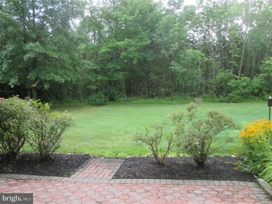 1224 Hunter Ln, Perkiomenville, PA 18074 - photo 3