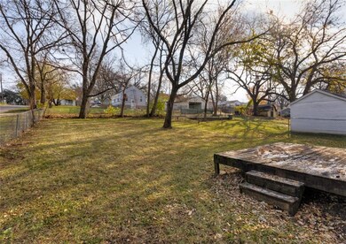 3945 16th St, Des Moines, IA 50313 - photo 3