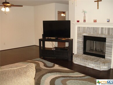 2312 Upland Bend Dr, Temple, TX 76502 - photo 4