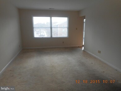 500 Chapel Ct unit 318, Walkersville, MD 21793 - photo 4