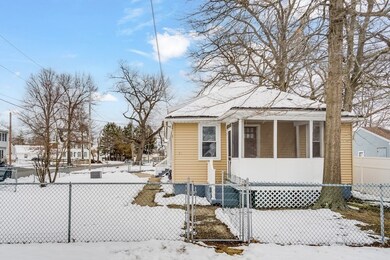 35 Stuart St, Springfield, MA 01119 - photo 4