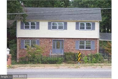 3500 Sleepy Hollow Rd, Falls Church, VA 22044 - photo 2