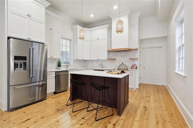 2427 Laurel St, New Orleans, LA 70130 - photo 7