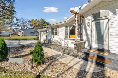 06-6969-E-State-RD-East-Lansing-MI-48823