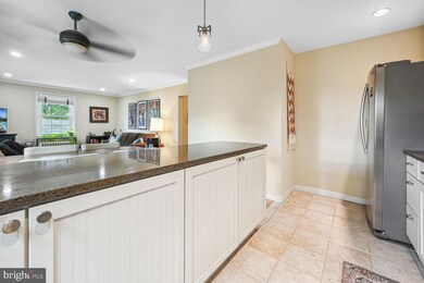 2212 Colston Dr unit 302, Silver Spring, MD 20910 - photo 6