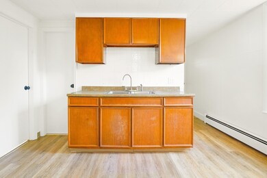 12 Temple St, Holyoke, MA 01040 - photo 7