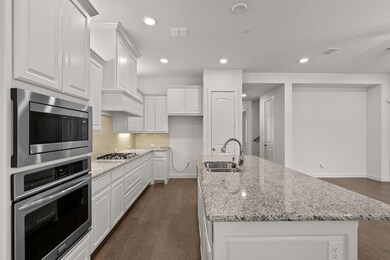 8768 Ice House Dr, North Richland Hills, TX 76180 - photo 5