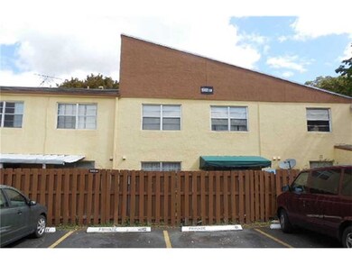 15401 SW 81st Circle Ln unit 16, Miami, FL 33193 - photo 2