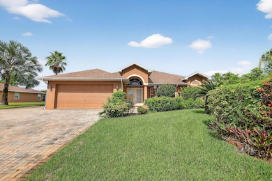 152 SW Hawthorne Cir, Port Saint Lucie, FL 34953 - photo 3