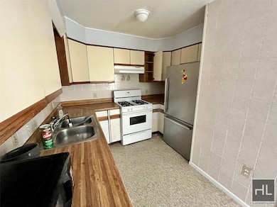 75 Ludlow St, Yonkers, NY 10705 - photo 2