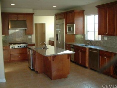 GREAT KITCHEN