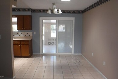 10344 W Caron Dr, Sun City, AZ 85351 - photo 6