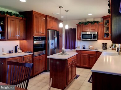 32 Jameslee Dr, Chambersburg, PA 17202 - photo 2