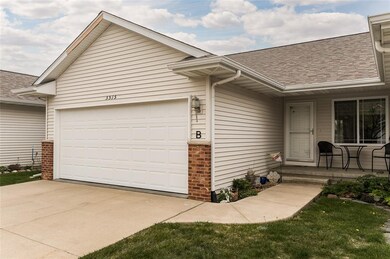 3515 Banar Dr SW unit B, Cedar Rapids, IA 52404 - photo 2