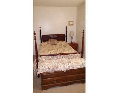 196 Locust St unit 206, Lynn, MA 01904 - photo 6