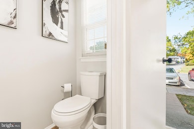 8475 Snowden Oaks Place, Laurel, MD 20708 - photo 4