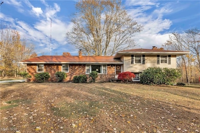 3051 Mcmackin Rd, Madison, OH 44057 - photo 2