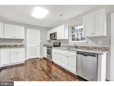 104 Talon Ln, Westville, NJ 08093 - photo 2