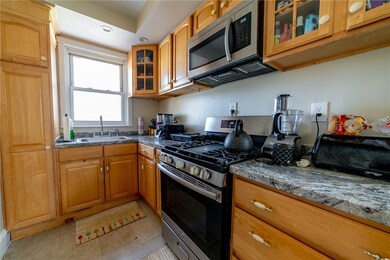 311 Swan St unit 313, Providence, RI 02905 - photo 6