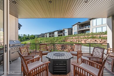 66-web-or-mls-11422 Vantage Ln-64