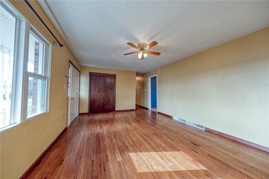 118 E 2nd Ave, Latrobe, PA 15650 - photo 3