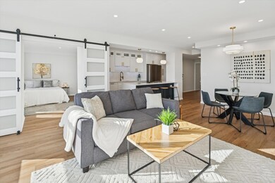 3180 N Lake Shore Dr unit 19D, Chicago, IL 60657 - photo 4