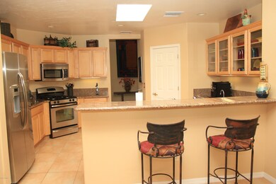 Kitchen/Bar