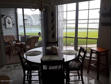 Sunrise - Dinning Area Overlooking India